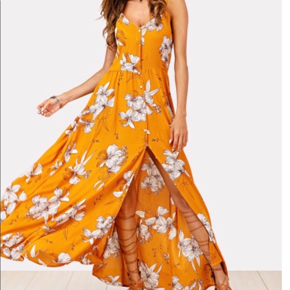 SHEIN Dresses & Skirts - Faux pearl floral cami dress